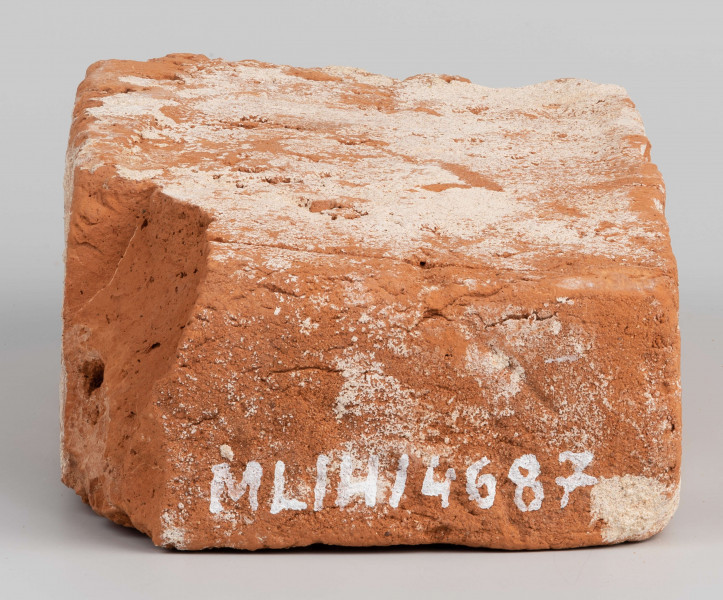 Cegła z lubelskiej cegielni sygnowana 