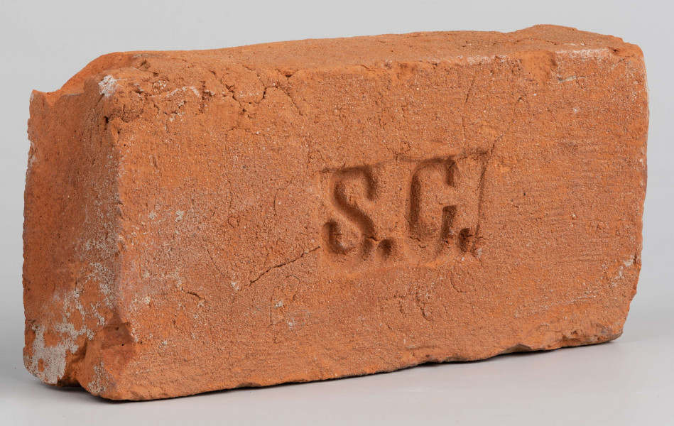 Cegła z lubelskiej cegielni sygnowana 