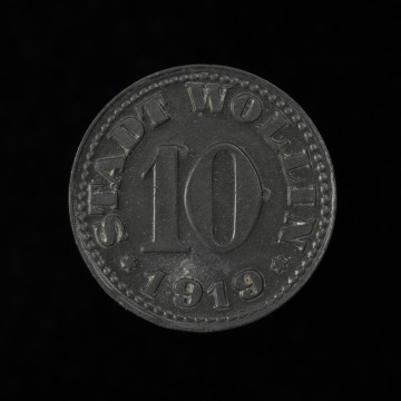 MNS/N/15961 10 fenigów - Awers; w polu nominał: 10. Powyżej pomiędzy sześcioramiennymi gwiazdkami napis: STADT WOLLIN. Poniżej data: 1919. Obwódka perełkowa.