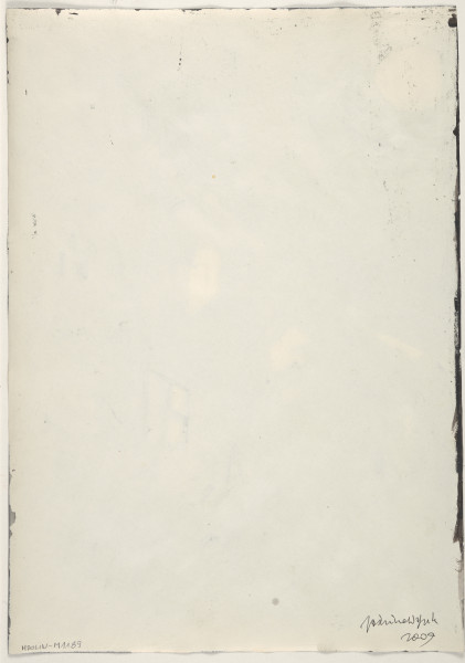 Rysunek utrzymany w tonacji czarno-biało-szarej. Elementy architektoniczne rysowane są w sposób uproszczony, konturowo, czarnym cienkopisem, wypełnione lawowaniem, kredką lub pozostawione bez wypełnienia dla podkreślenia światłocienia. Kompozycja przedstawia pejzaż nocny - w centralnej części kompozycji przedstawione zostały południowo-wschodnia i fragment wschodniej pierzei rynku miasteczka wraz z częścią dziedzińca, zabudowane kamienicami. Po prawej stronie, ponad dachami domów, wznosi się wzgórze, do którego prowadzi droga, wyróżniająca się jasnoszarym kolorem na tle ciemnej tonacji całości rysunku. Na szczycie wzgórza narysowane soztaly trzy krzyże. W lewym górnym narożu znajduje się okrągły księżyc zaznaczony konturem, bez wypełnienia, przez co stanowi dominującą jasną plamę barwną. Blask księżyca zaznaczony został poprzez jasnoszare okręgi wokół, narysowane na czarnym tle nieba.