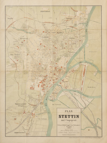 Plan von Stettin und Umgegend - ujęcie z przodu; Plan miasta w skali 1:10000 z zaznaczeniem obwodowej linii kolejowej. Na planie zaznaczono rzekę z dwoma odnogami, nazwy dzielnic, tereny zabudowane i leśne. Legenda u dołu w wydzielonym polu prostokąta z napisem: PLAN von STETTIN und Umgegend. Verlag von Friedr. Nagel (Paul Niekammer) Stettin 1894 Maßstab 1:10000 ... Pferdebahn .... Eisenbahn .... Grenzen der Gemeinde-Bezirke Lith.u.Druck v. F.M.Lenzner, Stettin