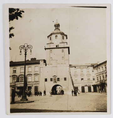 Fotografia ukazujące Lublin w okresie okupacji niemieckiej	Fojtášek, Bedřich (1909–1990) (autor)
