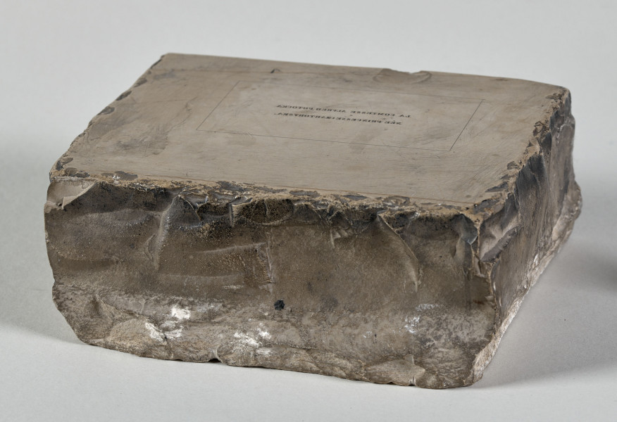 na kamieniu znajduje się napis „La contesseAlferd Potocka neeprincessa Czartoryska”