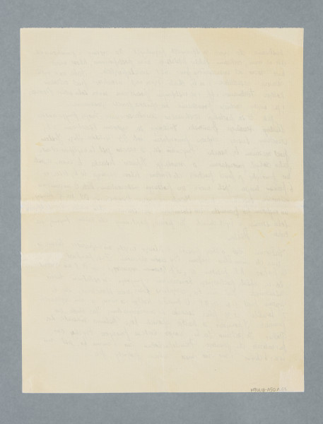 Odręczny list napisany na dwóch czystych kartach. Ostatnia strona pusta. Pozaginane rogi.
Z treści: Kochany Tad. | Nareszcie odezwałeś się. A już się martwiłam, żeś zapomniał o Pestce. U nas gorąco od kilku dni i czuję się wspaniale. Byłam w swoich kochanych stronach podczas zielonych świąt. W jedną stronę do Puław odbyłam podróż statkiem towarowym. Moi towarzysze byli mocno oburzeni tą podróżą. Ale ja się czułam doskonale. […]