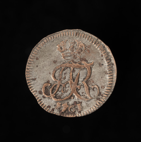 szeląg (1/48 talara) - Na awersie ukoronowany monogram królewski AFR, poniżej data 1761. Otok kreseczkowy.