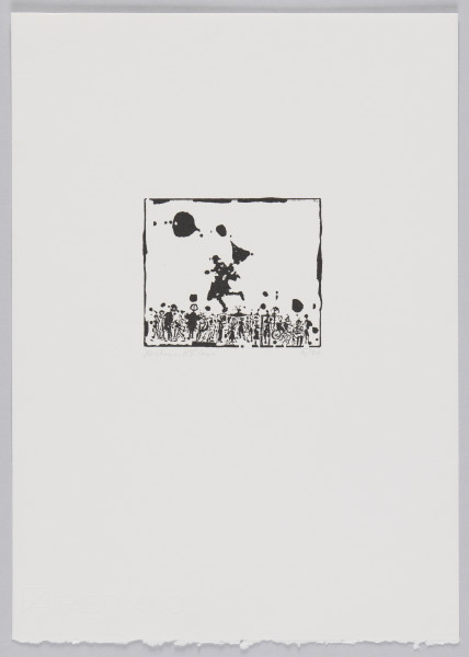 odbitka graficzna - Grafika przedstawia grupę stojących niewielkich postaci z biegnącym nad nimi czarnym człowiekiem w kapeluszu. Przedstawienie wpisane w prostokątną ramkę stojącą na dłuższym boku.