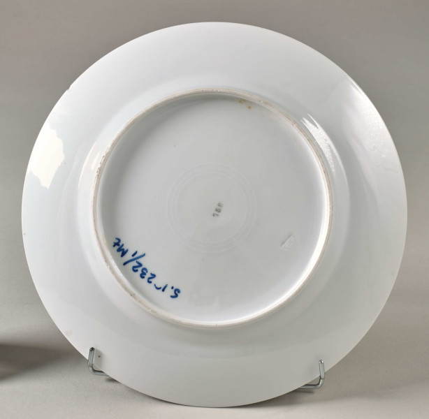 Talerz płytki, widok od tyłu, zdjęcie do kart